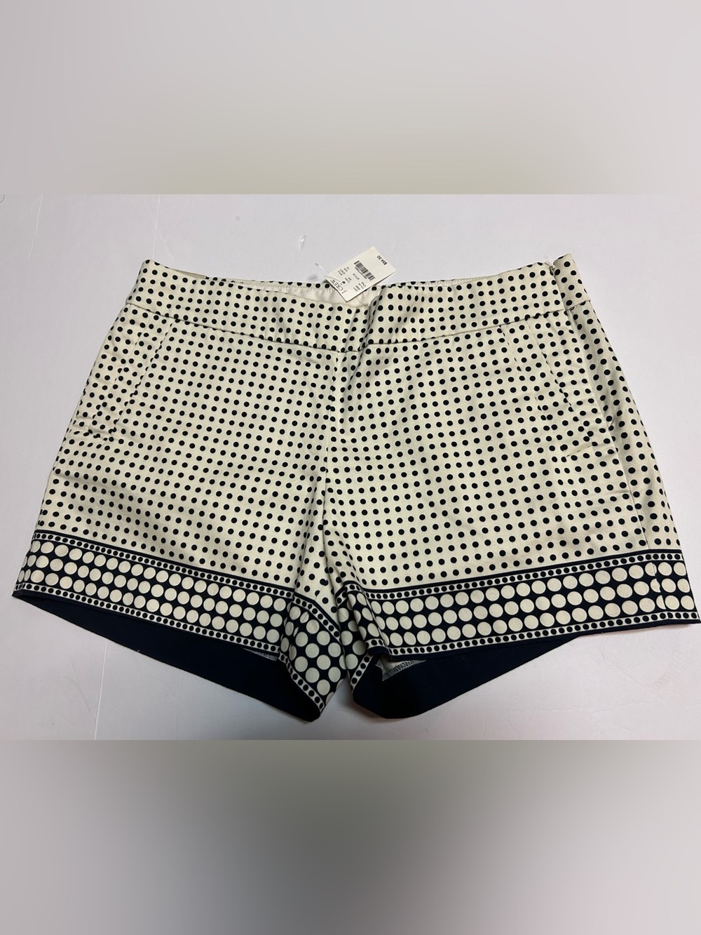 J. Crew Navy & Cream Polka Dot City Fit Stretch Chino Shorts size 12 5in inseam